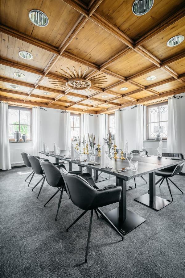 Hotel Riesengebirge Neuhof an der Zenn Екстер'єр фото