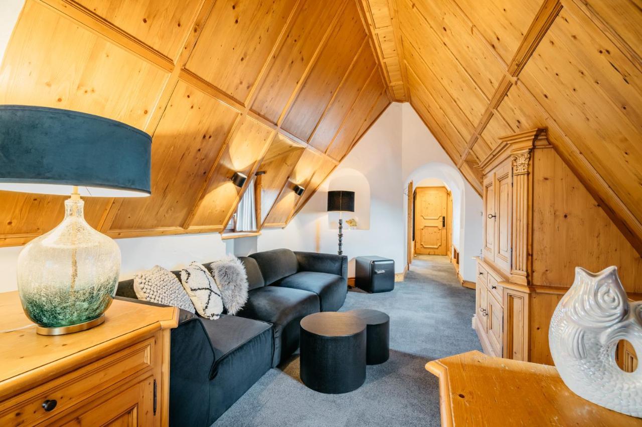Hotel Riesengebirge Neuhof an der Zenn Екстер'єр фото